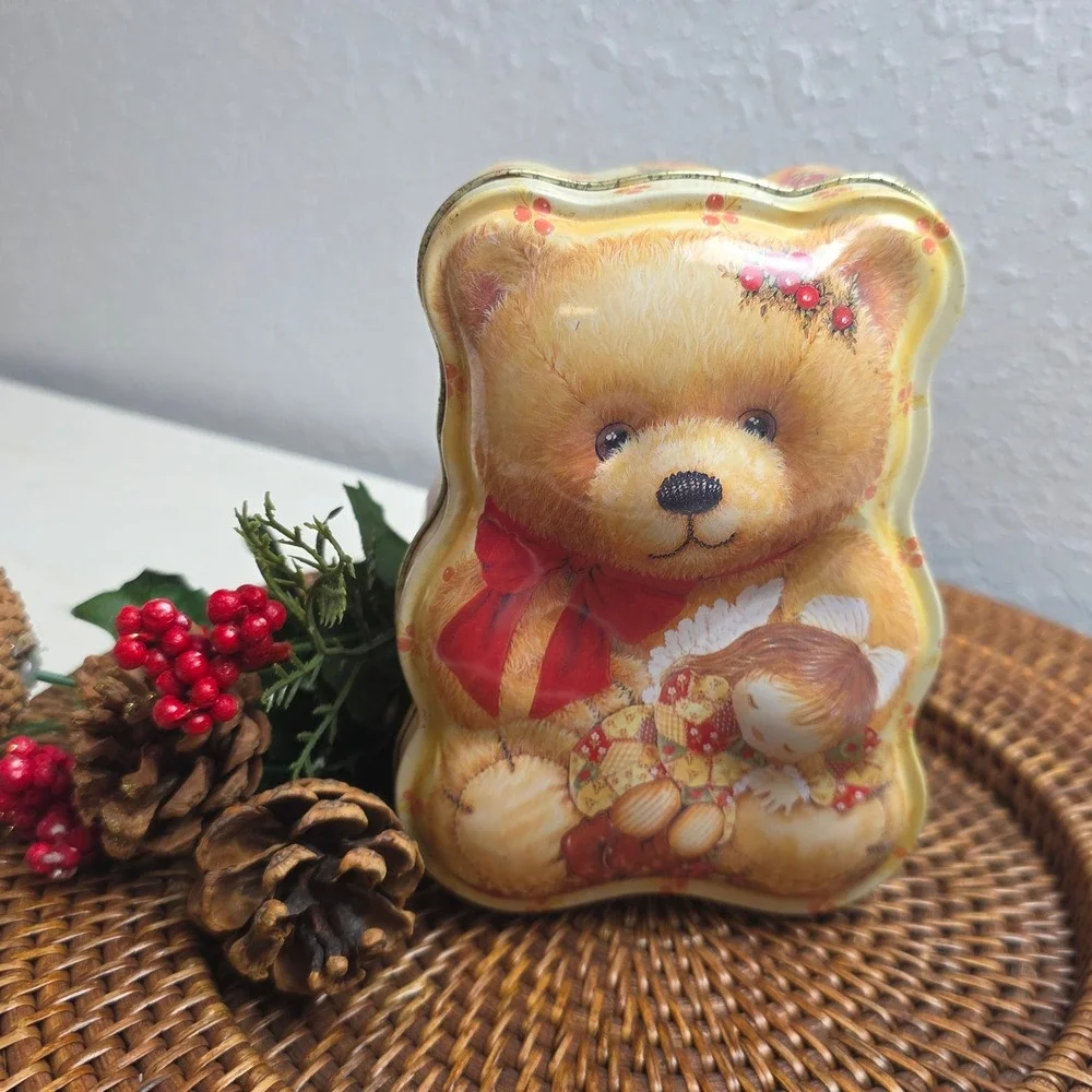 Vintage Christmas Teddy‎ Bear Shaped Tin Box Patchwork Quilt Print With Angel